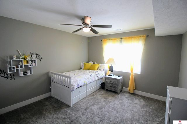 1655 NW 51St Street, Lincoln, NE 68528