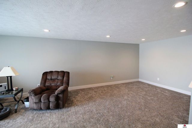 1655 NW 51St Street, Lincoln, NE 68528