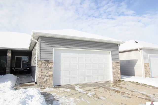 1655 NW 51St Street, Lincoln, NE 68528