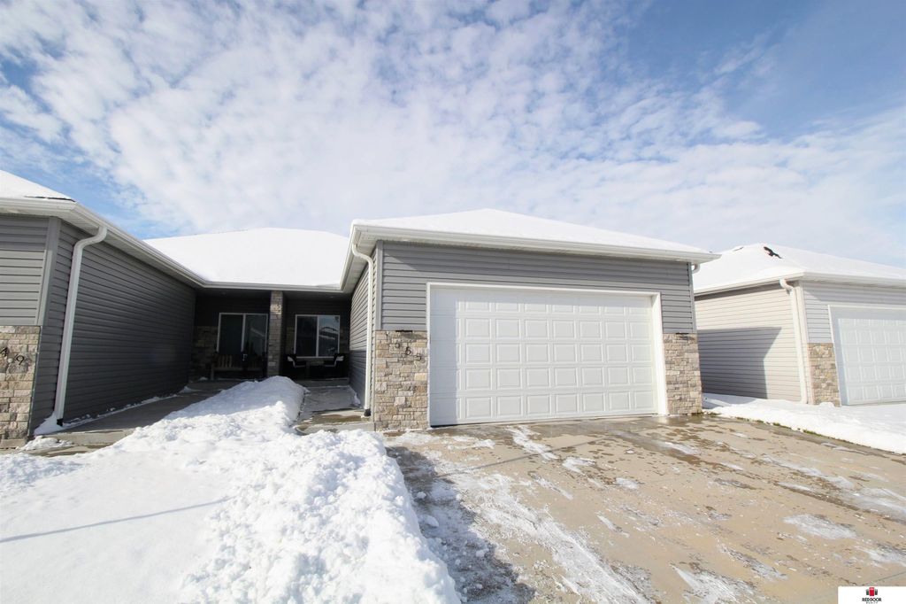 1655 NW 51St Street, Lincoln, NE 68528