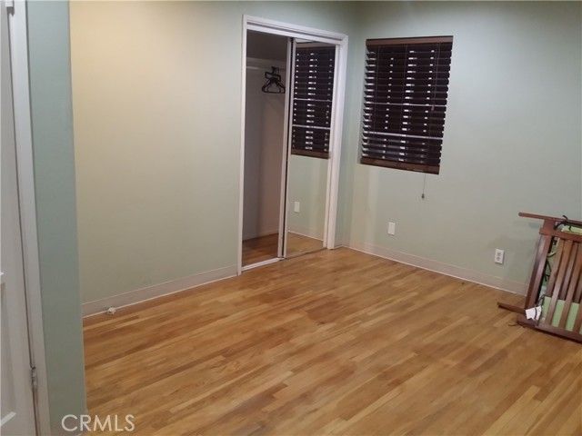 19106 Cantara Street, Reseda (los Angeles), CA 91335