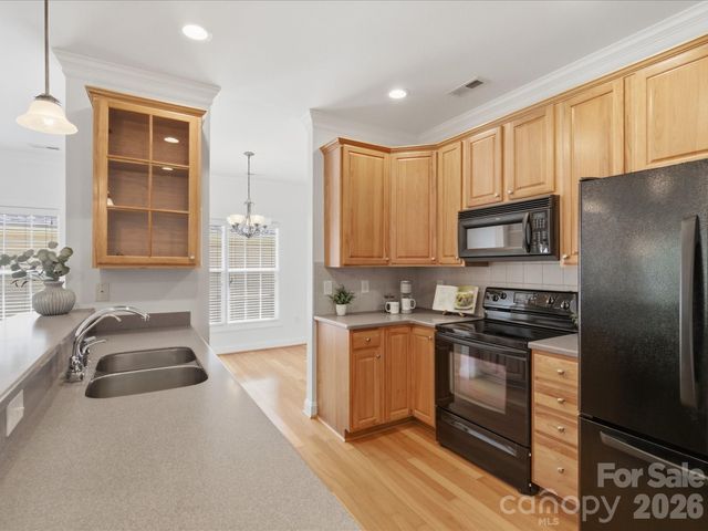 1008 Wanda Drive, Matthews, NC 28104