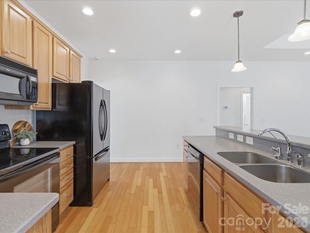 1008 Wanda Drive, Matthews, NC 28104