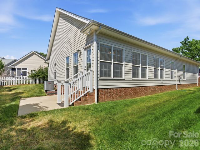 1008 Wanda Drive, Matthews, NC 28104