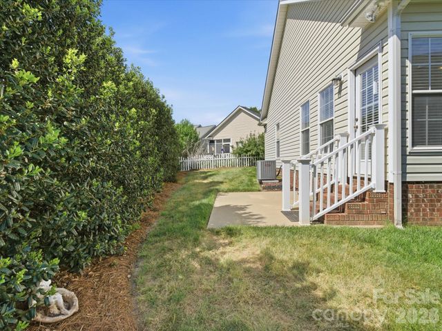 1008 Wanda Drive, Matthews, NC 28104