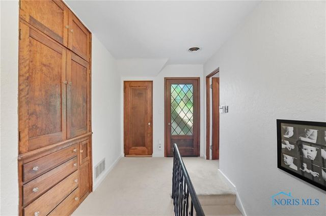 4028 Brookside, Ottawa Hills, OH 43606