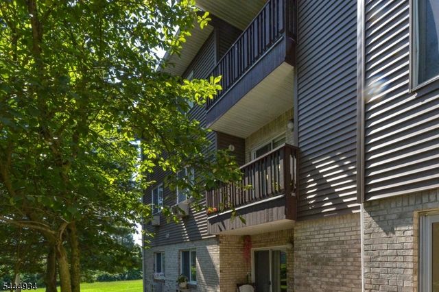 308 Federal Hill Rd 308, Pompton Lakes Boro, NJ 07442