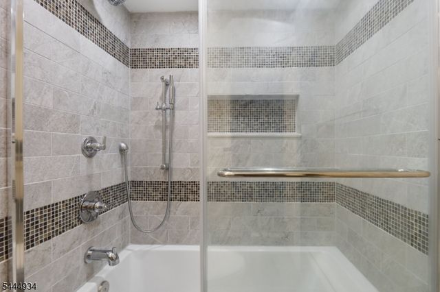 308 Federal Hill Rd 308, Pompton Lakes Boro, NJ 07442