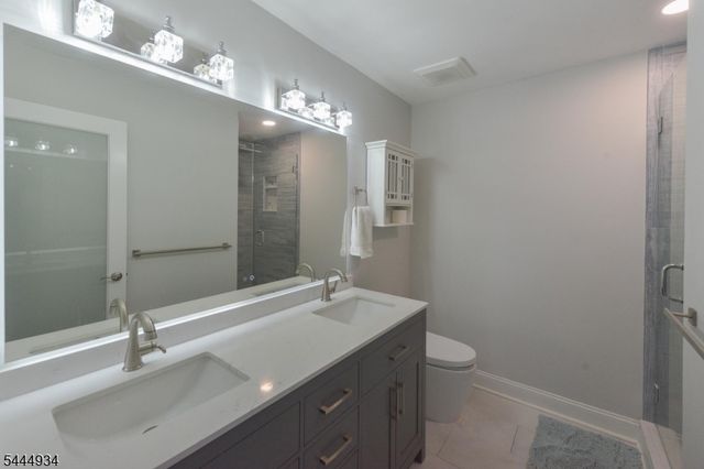 308 Federal Hill Rd 308, Pompton Lakes Boro, NJ 07442
