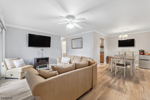 308 Federal Hill Rd 308, Pompton Lakes Boro, NJ 07442
