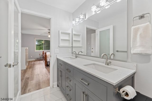 308 Federal Hill Rd 308, Pompton Lakes Boro, NJ 07442