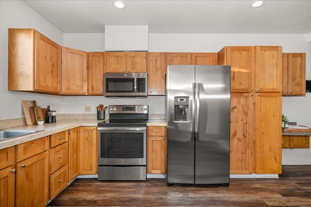 1718 E SINTO Ave, Spokane, WA 99202