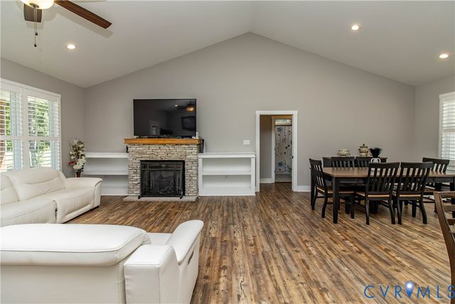 19619 Turkey Run Ct, Dinwiddie, VA 23841