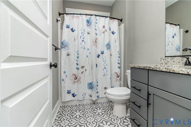 19619 Turkey Run Ct, Dinwiddie, VA 23841