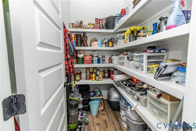 19619 Turkey Run Ct, Dinwiddie, VA 23841