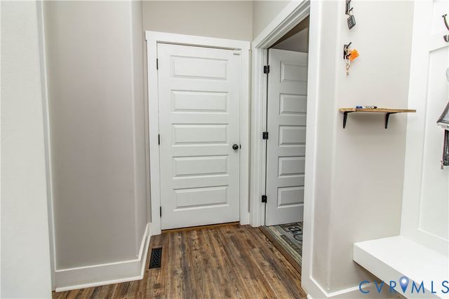 19619 Turkey Run Ct, Dinwiddie, VA 23841