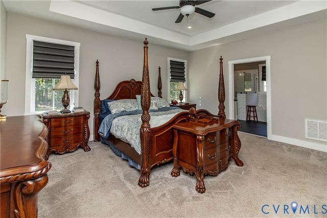 19619 Turkey Run Ct, Dinwiddie, VA 23841