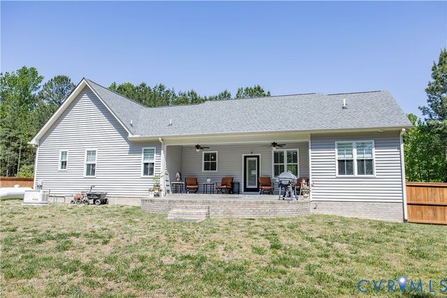 19619 Turkey Run Ct, Dinwiddie, VA 23841