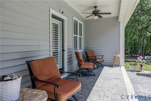 19619 Turkey Run Ct, Dinwiddie, VA 23841