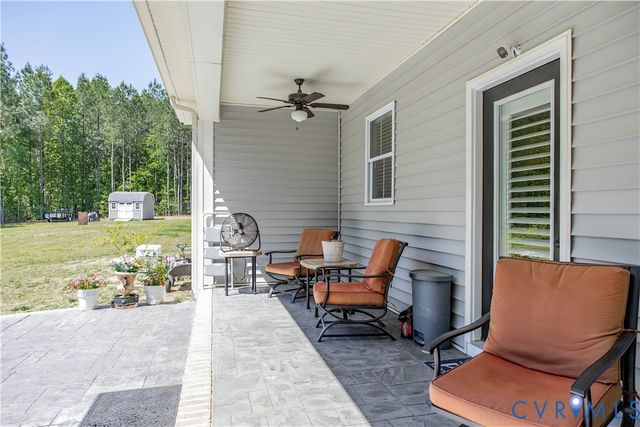 19619 Turkey Run Ct, Dinwiddie, VA 23841