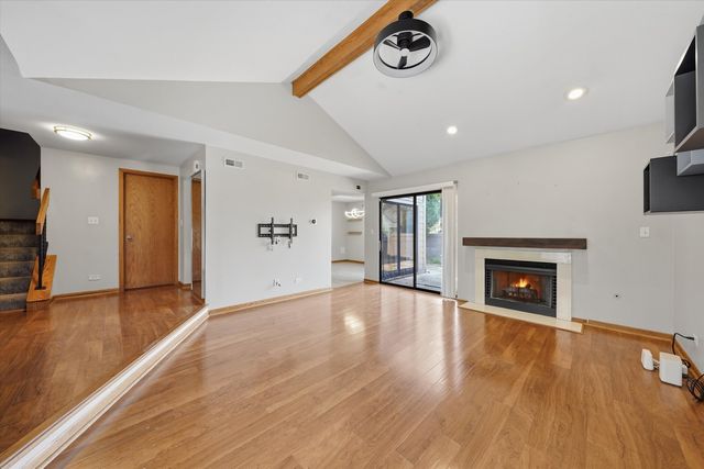 1636 Wildwood Lane, Darien, IL 60561