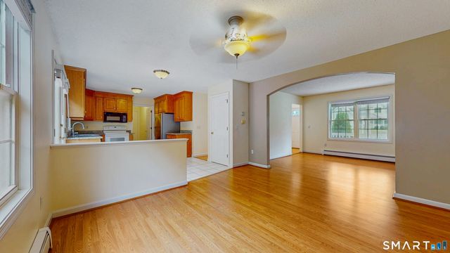 223 Walek Farms Road, Manchester, CT 06040