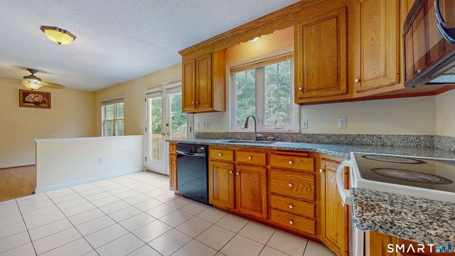 223 Walek Farms Road, Manchester, CT 06040