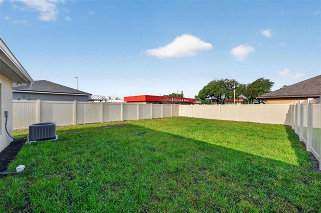 32635 VISTA AVENUE, Leesburg, FL 34788