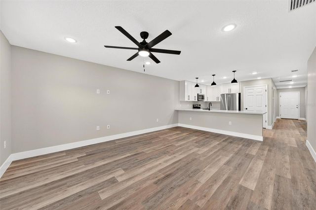 32635 VISTA AVENUE, Leesburg, FL 34788