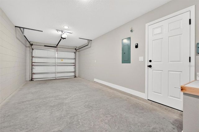 32635 VISTA AVENUE, Leesburg, FL 34788