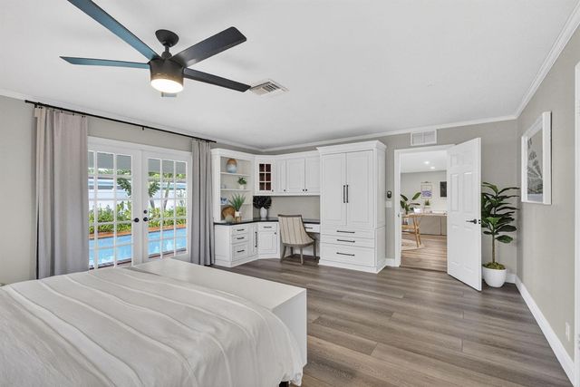 903 SW 28th Avenue, Boynton Beach, FL 33435