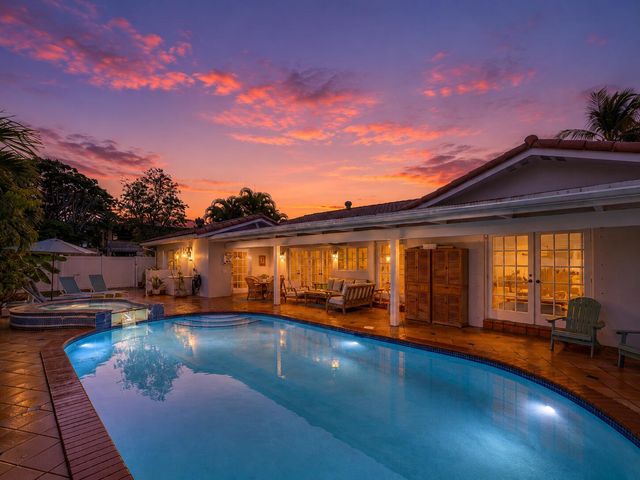 903 SW 28th Avenue, Boynton Beach, FL 33435
