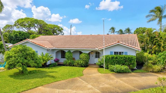 903 SW 28th Avenue, Boynton Beach, FL 33435