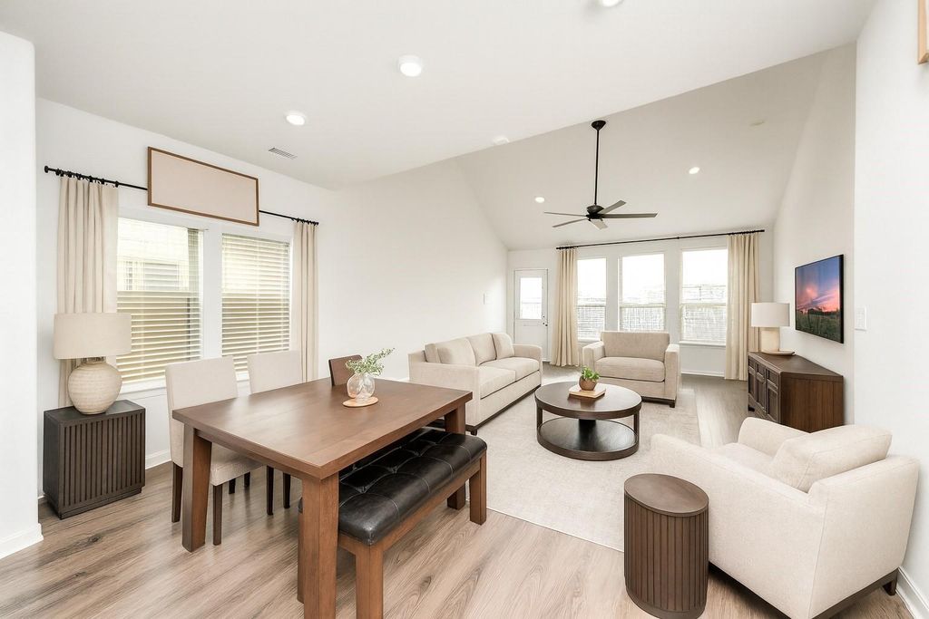 1006 Breech Drive, Crosby, TX 77532