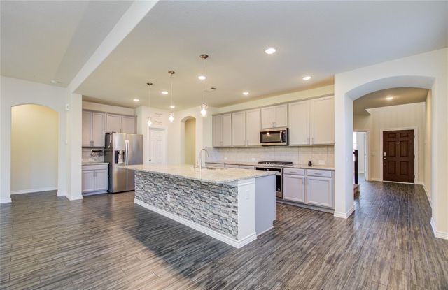 27817 Ellie Oak Lane, Spring, TX 77386