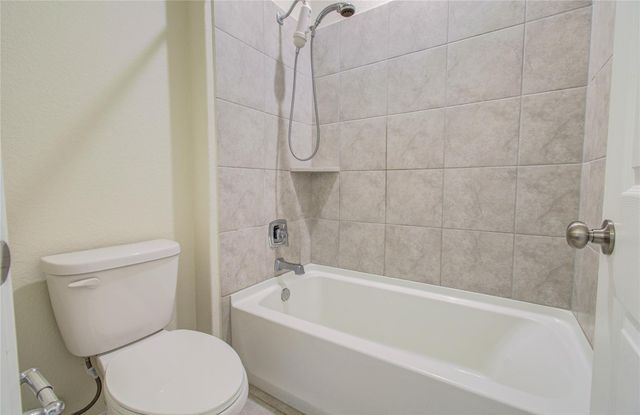 27817 Ellie Oak Lane, Spring, TX 77386