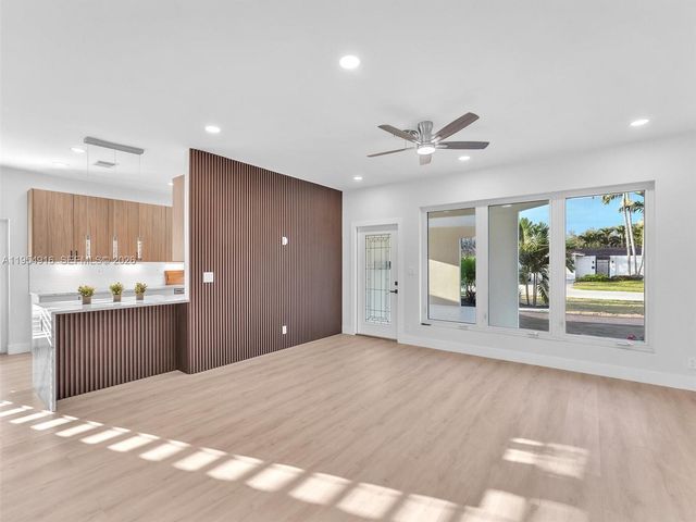 2144 NE 61st Ct, Fort Lauderdale, FL 33308