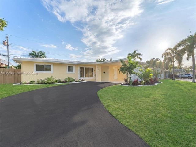 2144 NE 61st Ct, Fort Lauderdale, FL 33308