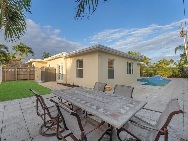 2144 NE 61st Ct, Fort Lauderdale, FL 33308