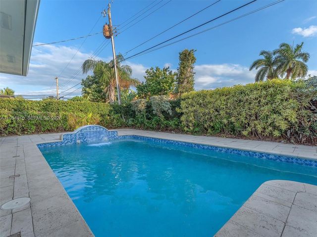 2144 NE 61st Ct, Fort Lauderdale, FL 33308