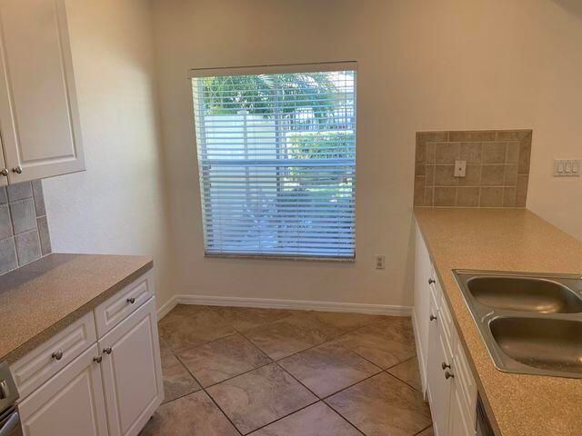101 Lake Monterey Circle, Boynton Beach, FL 33426