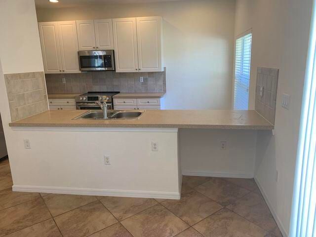101 Lake Monterey Circle, Boynton Beach, FL 33426