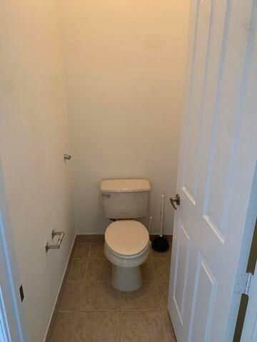 101 Lake Monterey Circle, Boynton Beach, FL 33426