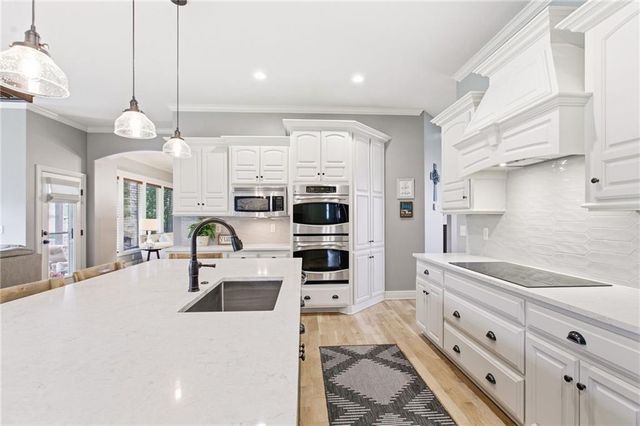 10838 S Carbondale Street, Olathe, KS 66061