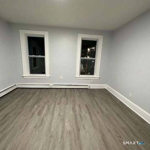 178 Clarence Street 2, Bridgeport, CT 06608