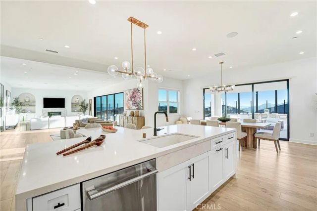 20446 W Albion, Porter Ranch, CA 91326