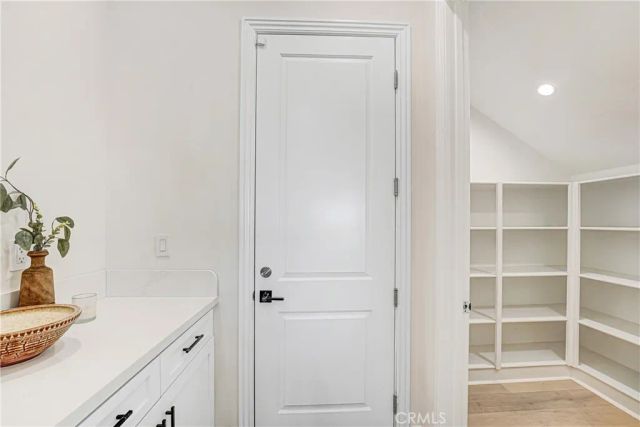 20446 W Albion, Porter Ranch, CA 91326