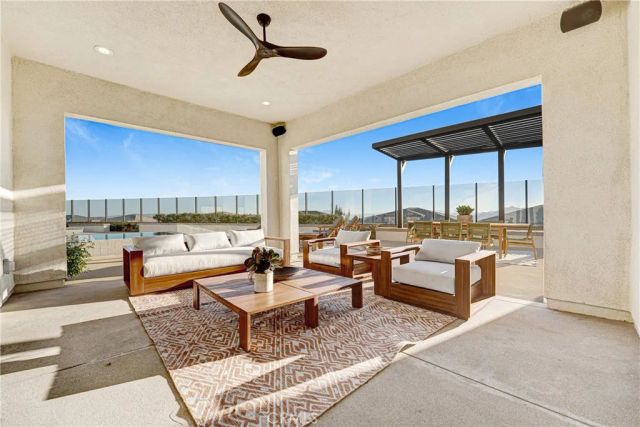 20446 W Albion, Porter Ranch, CA 91326
