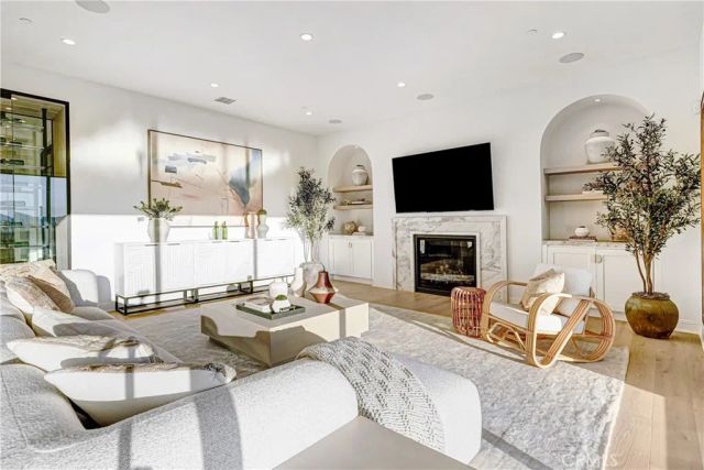 20446 W Albion, Porter Ranch, CA 91326