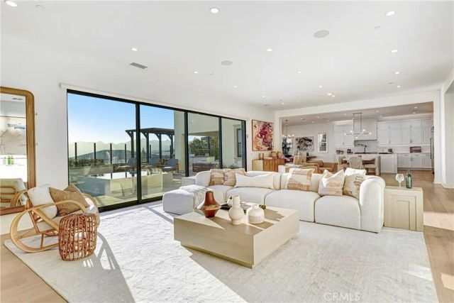 20446 W Albion, Porter Ranch, CA 91326